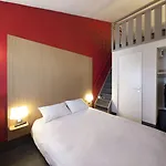 호텔 Sud Porte D'espagne 2*