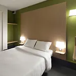 Sud Porte D'espagne 호텔 2*