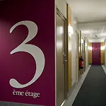 Sud Porte D'espagne 호텔 2*