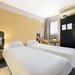 Sud Porte D'espagne 호텔