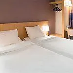 Sud Porte D'espagne 호텔