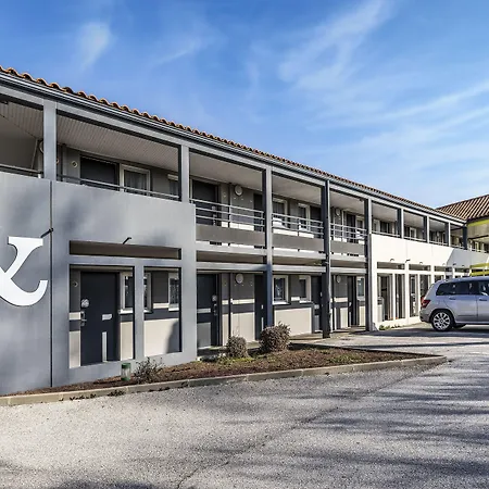 Sud Porte D'espagne Hotel