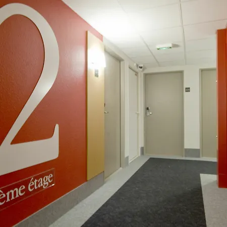 ホテル Sud Porte D'espagne 2*