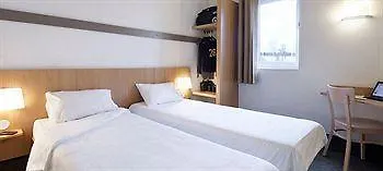 Hotel Sud Porte D'espagne 2*